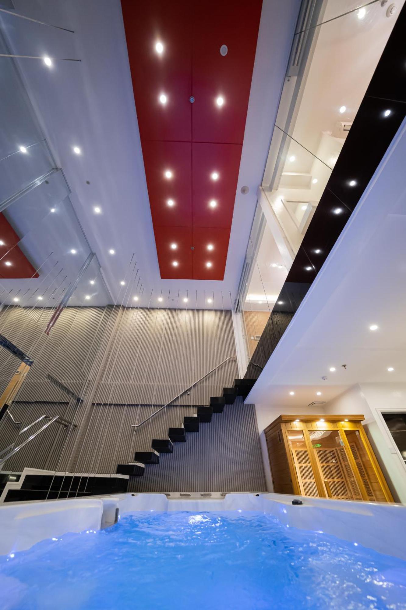 Luks Lofts Hotel & Residences Batangas Exterior photo