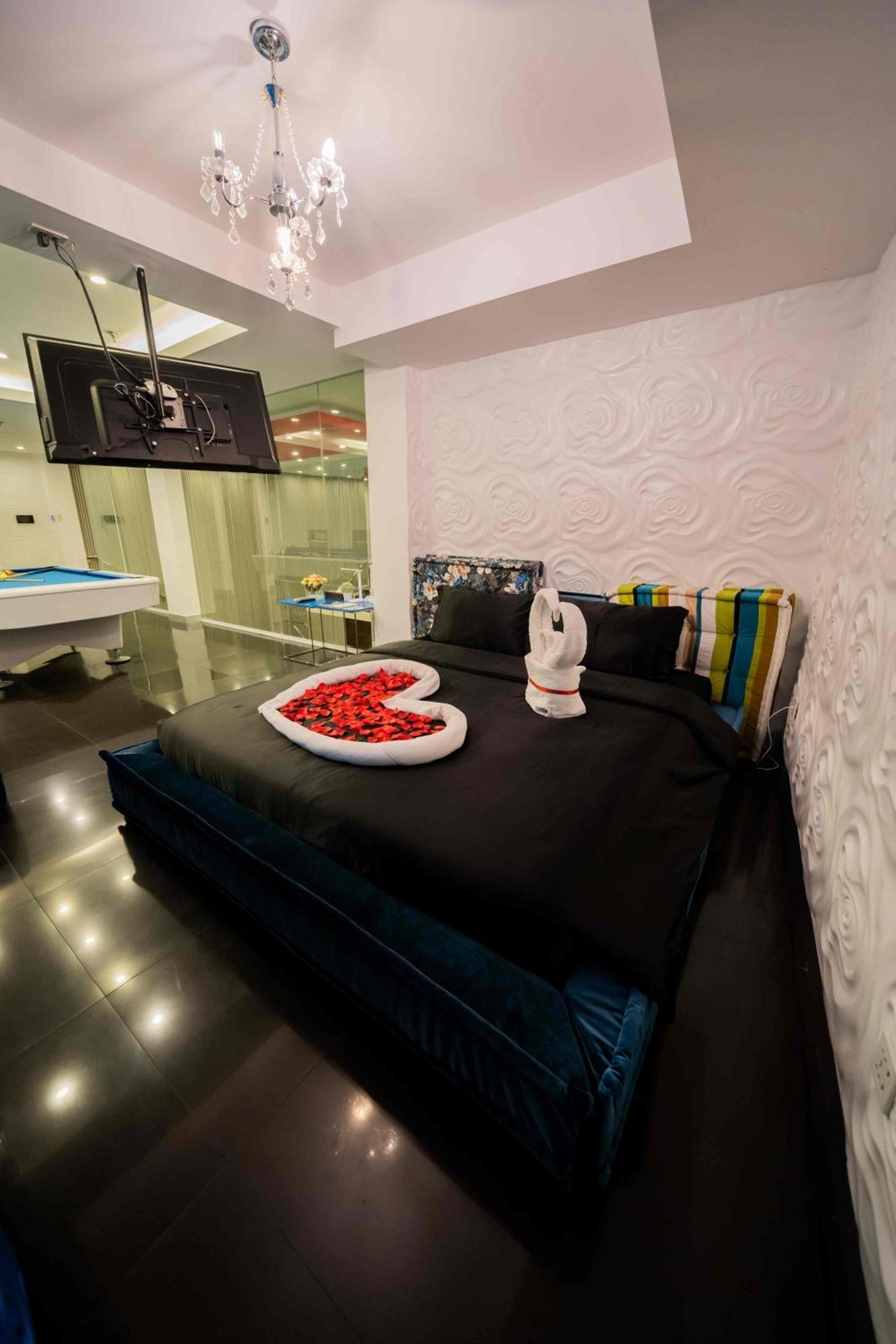 Luks Lofts Hotel & Residences Batangas Exterior photo